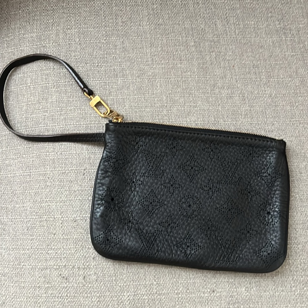Louis Vuitton leather empreinte black noir wristlet clutch wallet